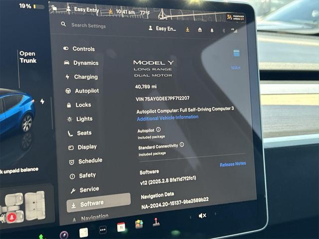 Photo of 2023 Deep Blue Metallic Tesla Model Y