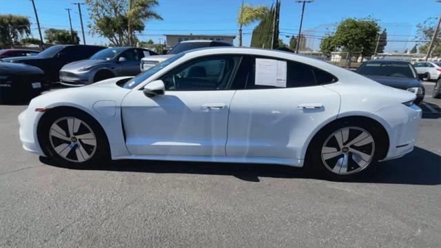 Photo of 2022 White Porsche Taycan