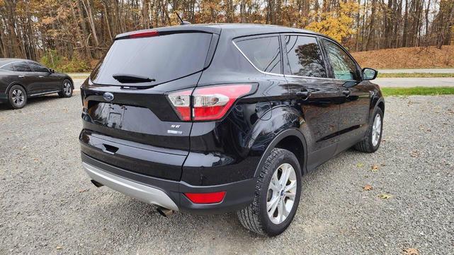 Photo of 2017 Shadow Black Ford Escape