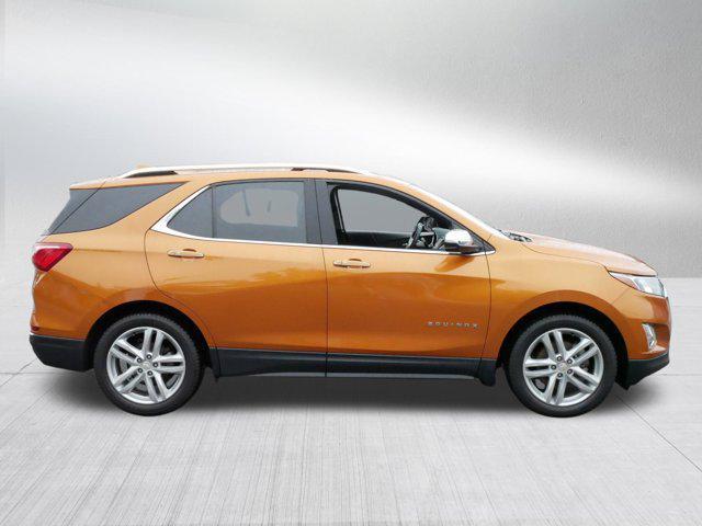 Photo of 2019 Orange Burst Metallic Chevrolet Equinox
