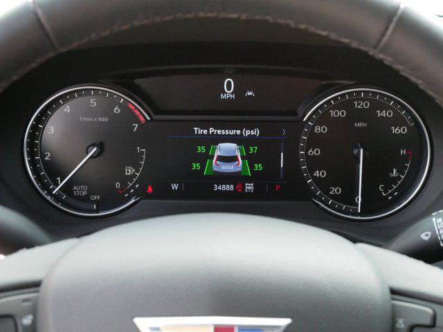Photo of 2022 Crystal White Tricoat Cadillac XT4
