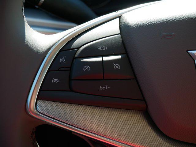 Photo of 2025 Emerald Lake Metallic Cadillac XT5