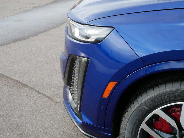 Photo of 2025 Opulent Blue Metallic Cadillac XT6