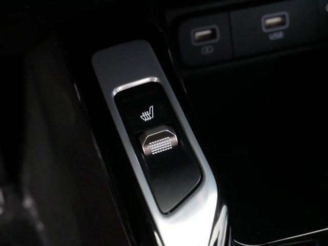 Photo of 2022 Passion Red Tintcoat Kia Sorento