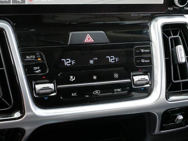 Photo of 2022 Passion Red Tintcoat Kia Sorento