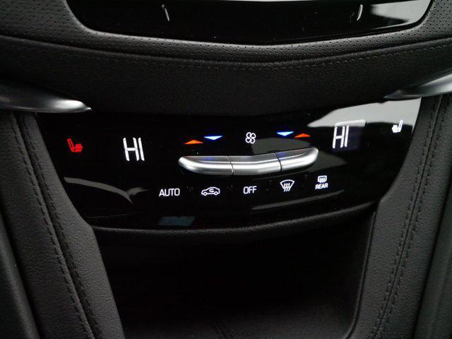 Photo of 2025 Crystal White Tricoat Cadillac XT6
