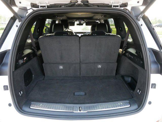 Photo of 2021 Bright White Clearcoat Jeep Grand Cherokee L