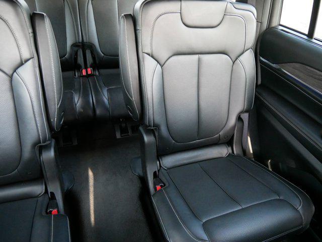 Photo of 2021 Bright White Clearcoat Jeep Grand Cherokee L