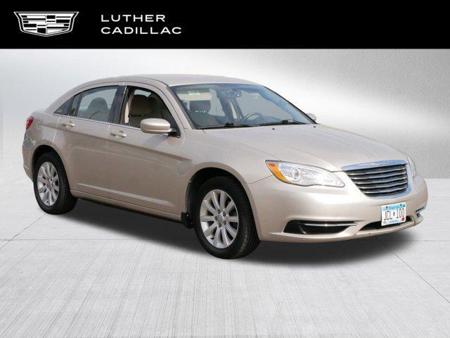2013 Chrysler 200