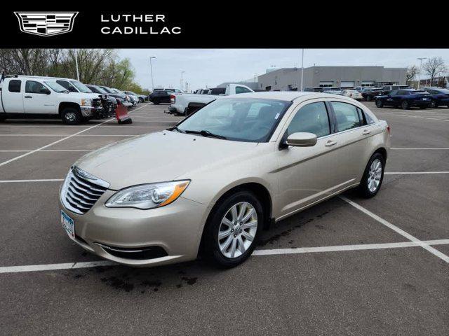 2013 Chrysler 200