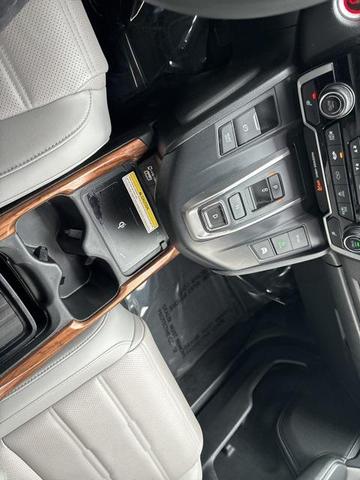 Photo of 2022 Obsidian Blue Pearl Honda CR-V Hybrid