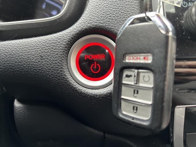 Photo of 2022 Obsidian Blue Pearl Honda CR-V Hybrid
