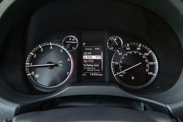 Photo of 2023 Atomic Silver Lexus GX 460