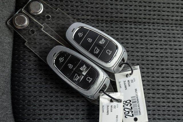 Photo of 2022 Quartz White Hyundai SANTA FE