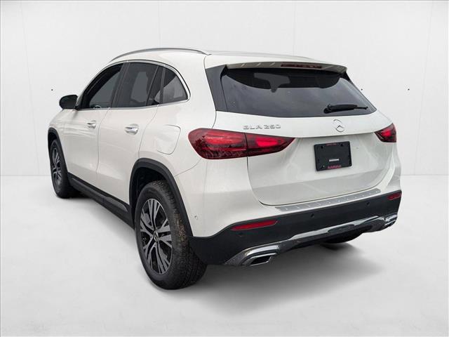 Photo of 2025 Polar White Mercedes-Benz GLA 250