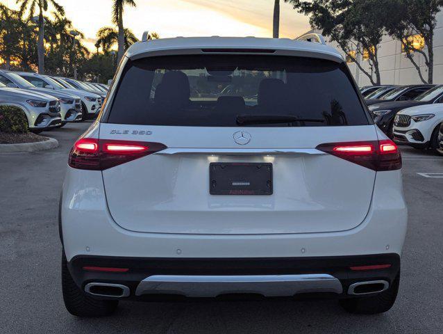 Photo of 2025 Polar White Mercedes-Benz GLE 350