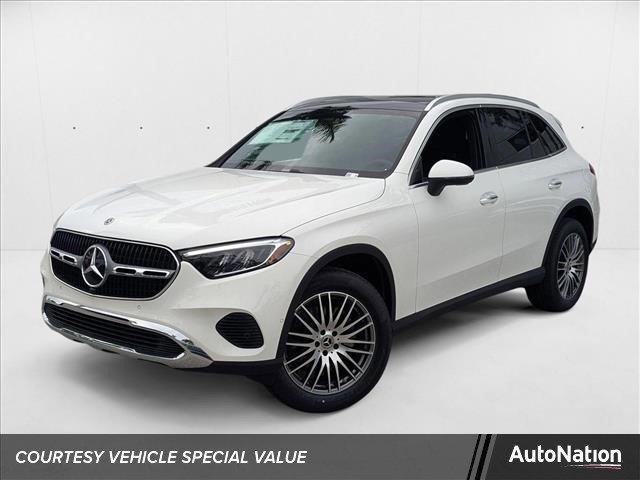 Photo of 2025 Polar White Mercedes-Benz GLC 300
