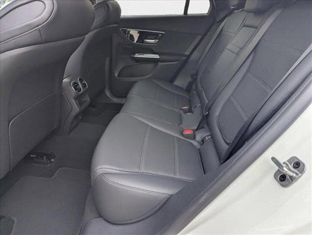 Photo of 2025 Polar White Mercedes-Benz GLC 300