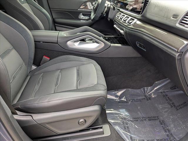 Photo of 2025 Twilight Blue Metallic Mercedes-Benz AMG GLE 53