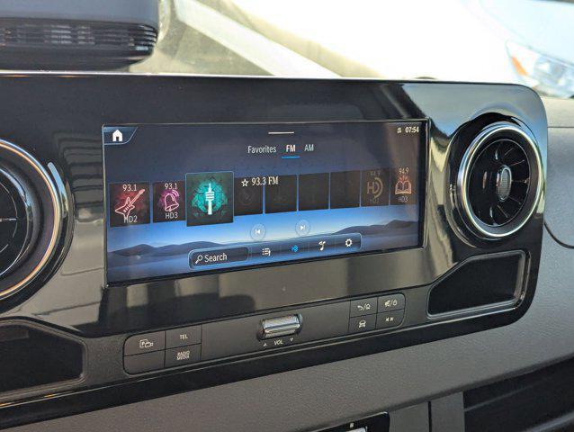 Photo of 2025 Arctic White Mercedes-Benz Sprinter 2500