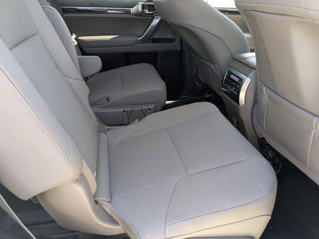 Photo of 2023 Eminent White Pearl Lexus GX 460