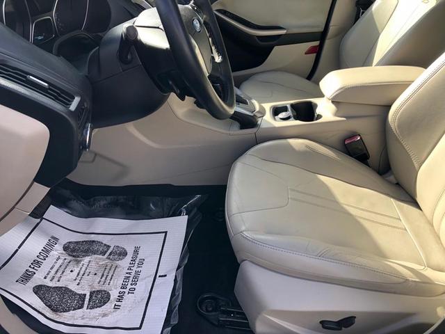 Photo of 2012 Black Ford Focus