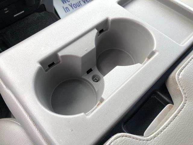 Photo of 2017 White Ford F-250