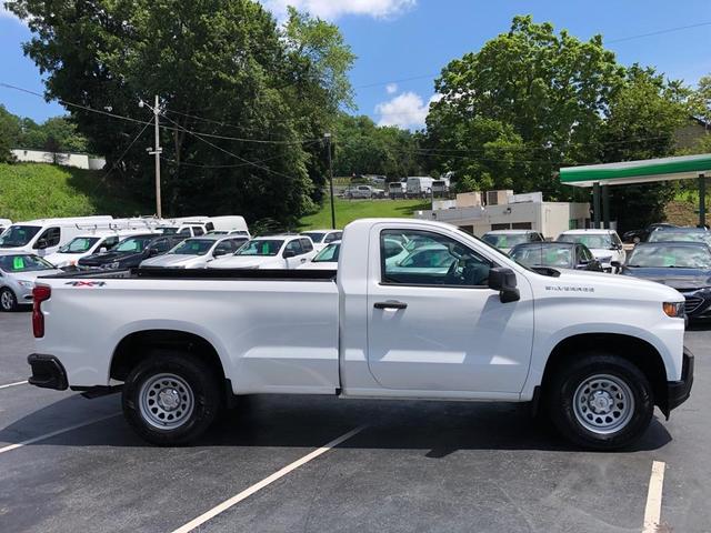 Photo of 2019 White Chevrolet Silverado 1500