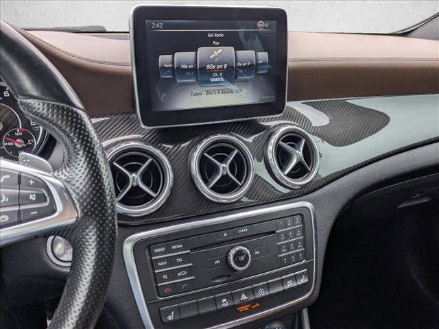 Photo of 2016 Silver/Gray Mercedes-Benz AMG GLA