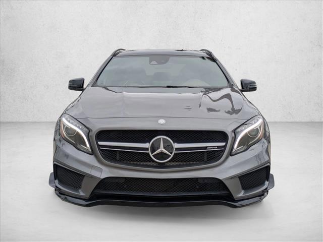 Photo of 2016 Silver/Gray Mercedes-Benz AMG GLA