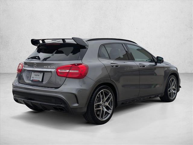 Photo of 2016 Silver/Gray Mercedes-Benz AMG GLA