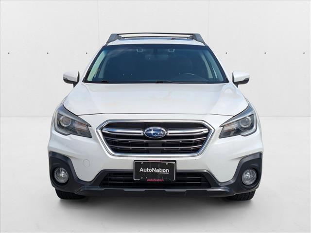 Photo of 2018 Crystal White Pearl Subaru Outback