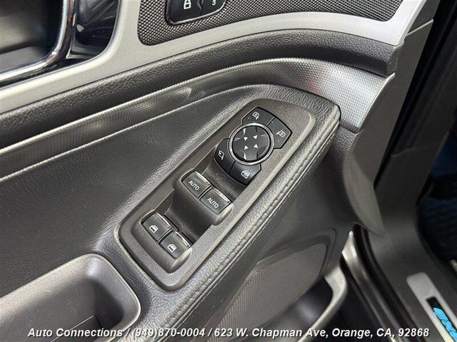 Photo of 2015 Magnetic Metallic Ford Explorer