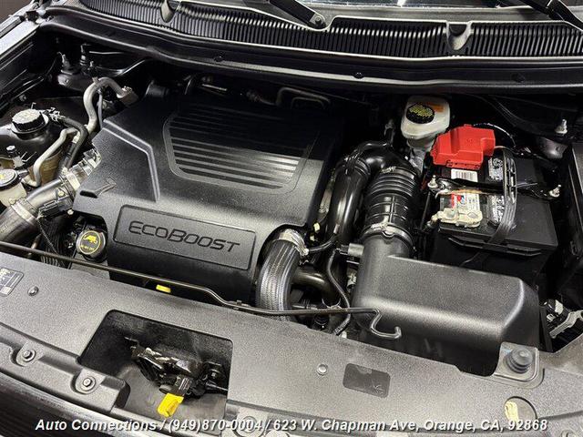 Photo of 2015 Magnetic Metallic Ford Explorer