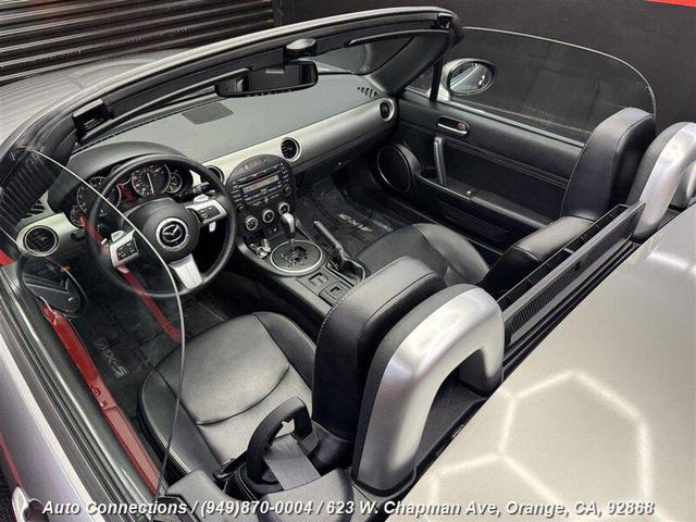 Photo of 2012 Gray Mazda MX-5 Miata