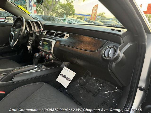 Photo of 2013 Silver Ice Metallic Chevrolet Camaro