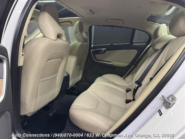 Photo of 2016 Crystal White Pearl Volvo S60 Inscription