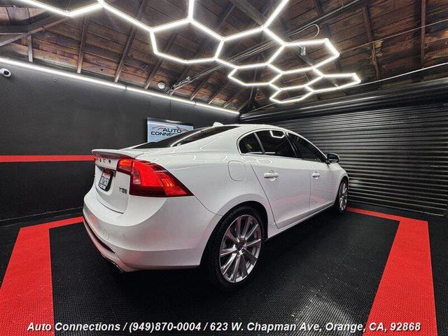 Photo of 2016 Crystal White Pearl Volvo S60 Inscription