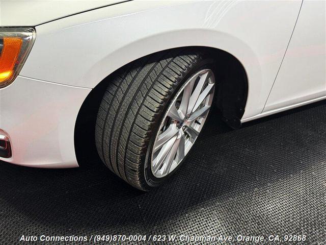 Photo of 2016 Crystal White Pearl Volvo S60 Inscription