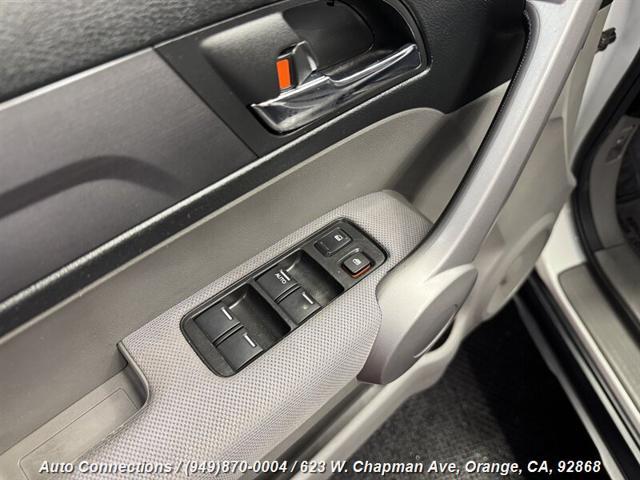 Photo of 2007 Taffeta White Honda CR-V