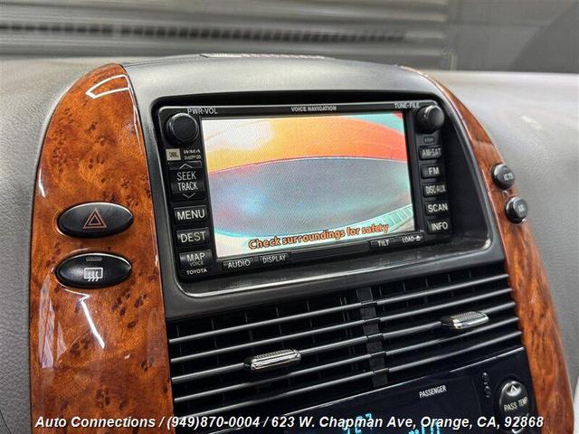 Photo of 2007 Arctic Frost Pearl Toyota Sienna