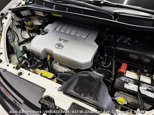 Photo of 2007 Arctic Frost Pearl Toyota Sienna