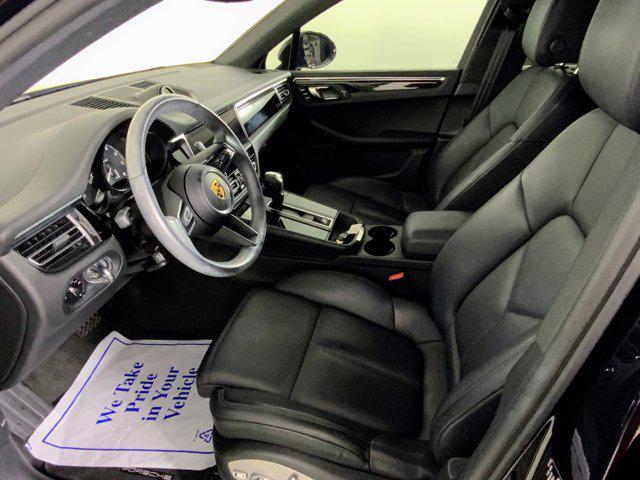 Photo of 2022 Black Porsche Macan