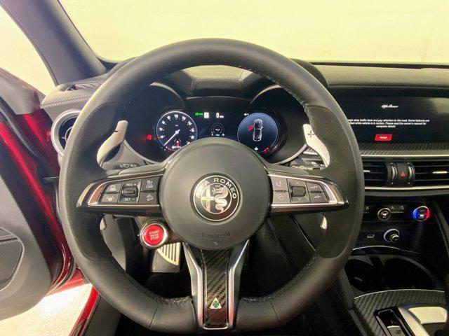 Photo of 2024 Alfa Rosso Alfa Romeo Stelvio