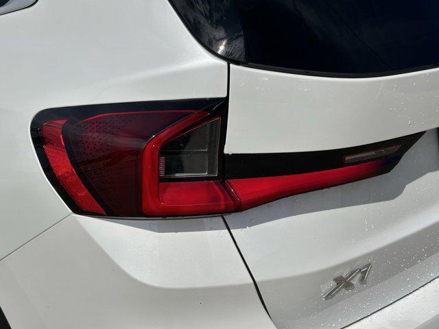 Photo of 2025 Mineral White Metallic BMW X1