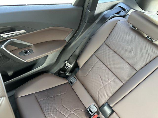 Photo of 2025 Mineral White Metallic BMW X1