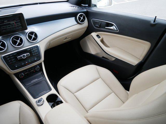 Photo of 2014 Cirrus White Mercedes-Benz CLA-Class