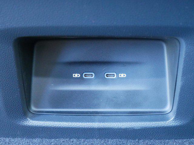Photo of 2025 Deep Black Pearl Volkswagen Atlas Cross Sport