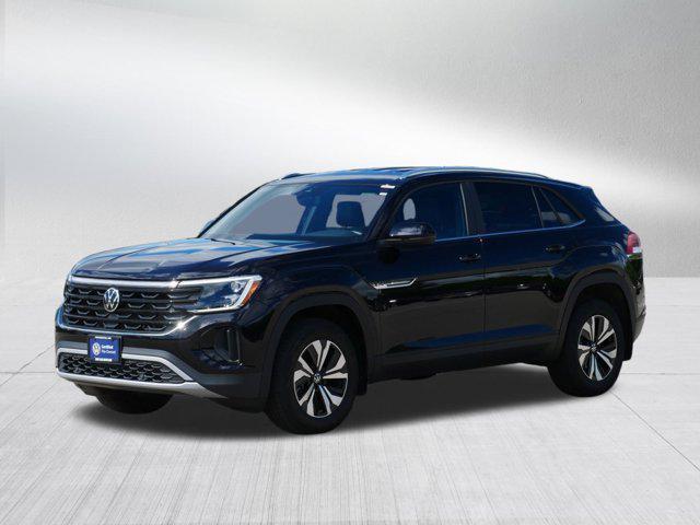 Photo of 2025 Deep Black Pearl Volkswagen Atlas Cross Sport