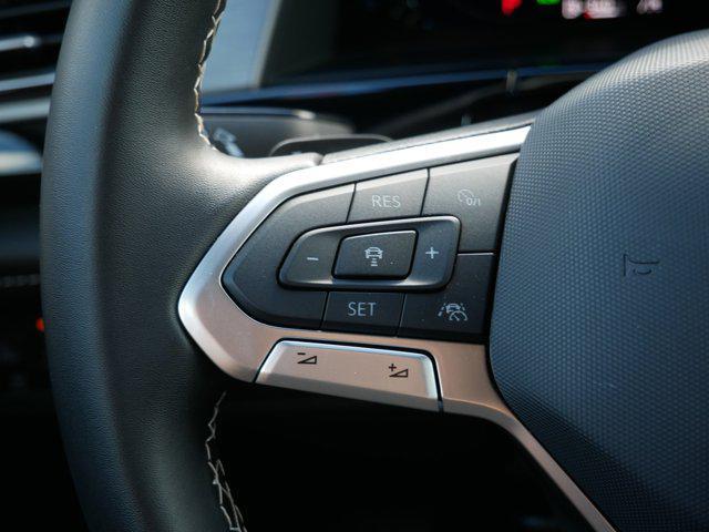 Photo of 2025 Deep Black Pearl Volkswagen Atlas Cross Sport